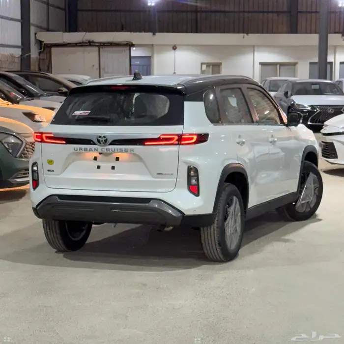 تويوتا اوربان كروز 2026 استاندر و فل كامل 1