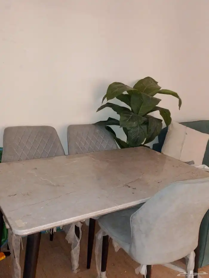 طاولة الطعام 4كراسي رخام 0