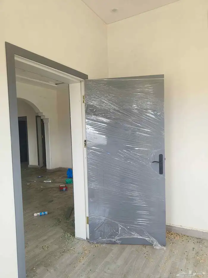 تفصيل ابواب خشب بجميع انواعها جيزان بيش العزامة الشارع العام 1