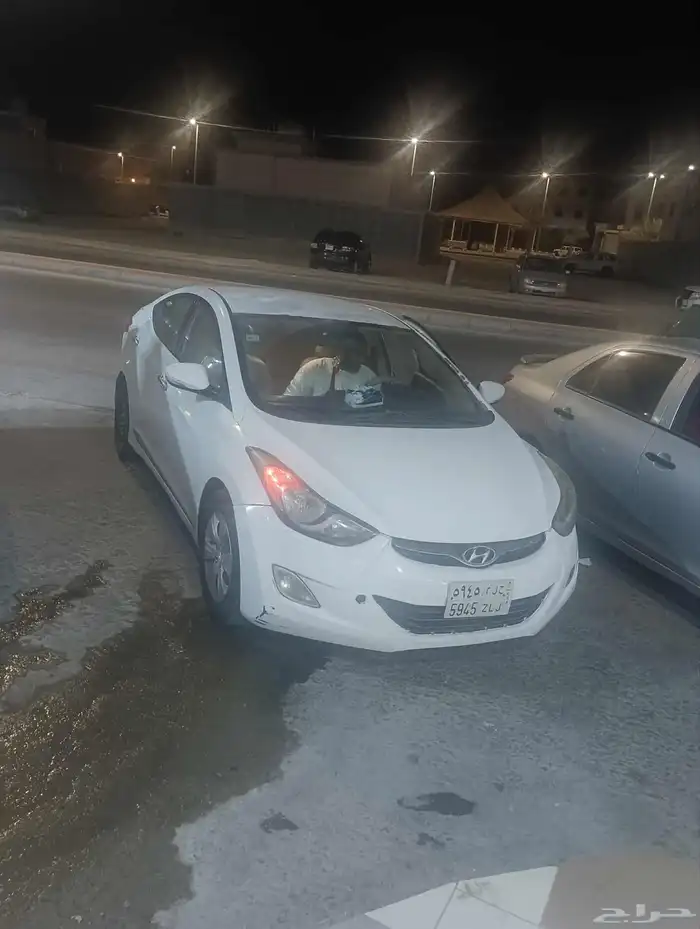 هيونداي النترا 2014 جير عادي بحالة ممتازة. مفحوصة سنة 1