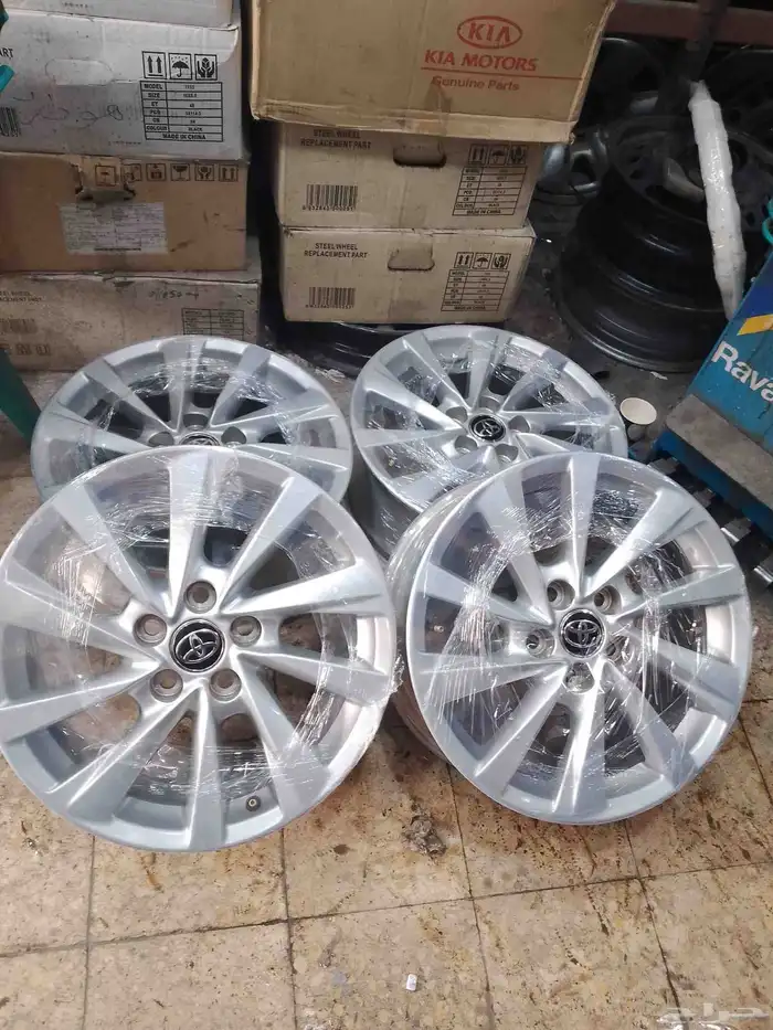 جنوط كامري موديل2023 مقاس17 اصلي وكاله 0