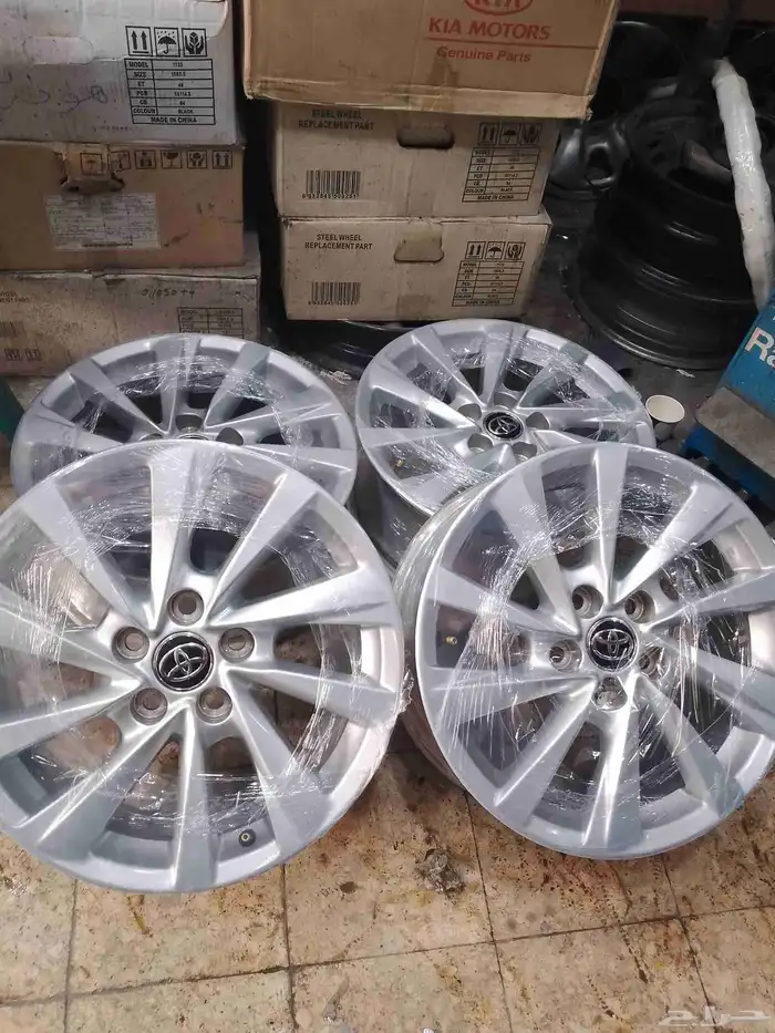 جنوط كامري موديل2023 مقاس17 اصلي وكاله 1