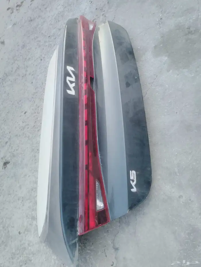 باب شنطة كيا 2022 K5 4
