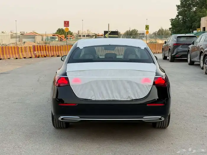 مرسيدس E200 اصفار 8