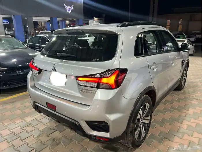 ميتسوبيشي ASX 2022 نص فل متاح تقسيط 7