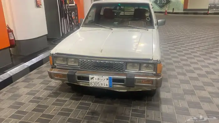 ددسن موديل 1984 الاستماره مطوفه تقريبا ثلاث سنوات والنقل بدو 1