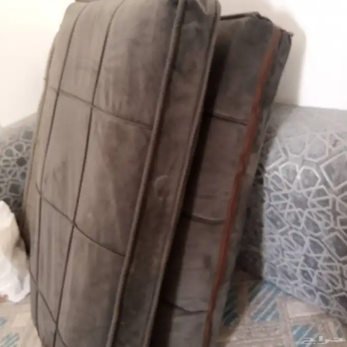 1--(( كنب لون زيتي تصميم L عدد3قطع كنب بيج3قطع 4