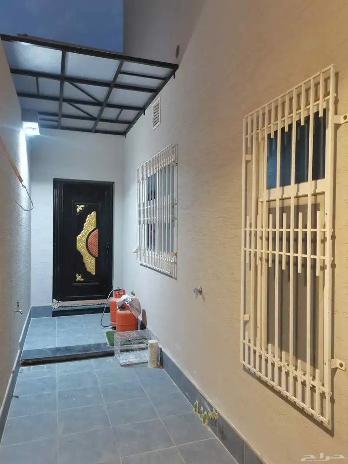 حدااده ابواب درابزين مودرن مظلات سواتر وجميع مايلزم من ديكور 12