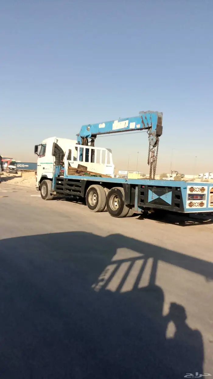 بوم تراك بجميع انواعها وكرينات بجميع انواعها ورافعات شوكية 1