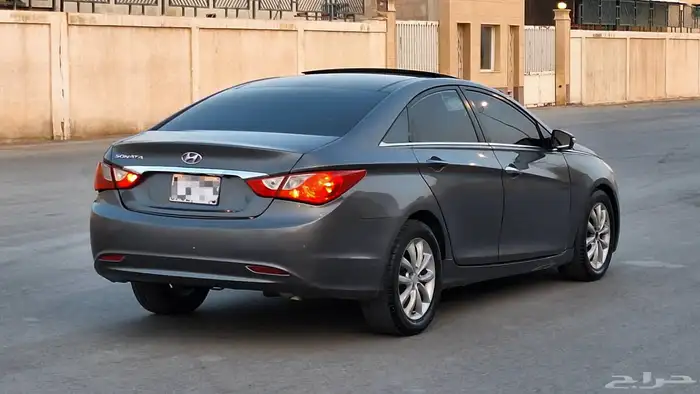 Hyundai sonata 2011 5