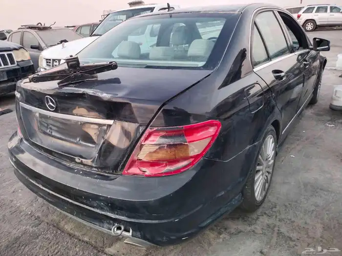 مرسيدس c250 قطع غيار تشليح موديل 2010 2