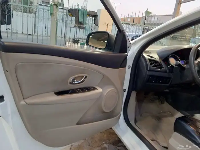 رينو فلوانس 2015 6