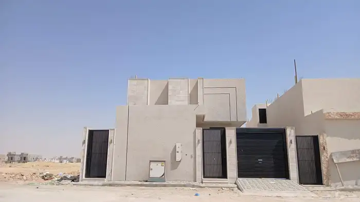 للايجار دور أرضي مأسس ثلاث شقق 0