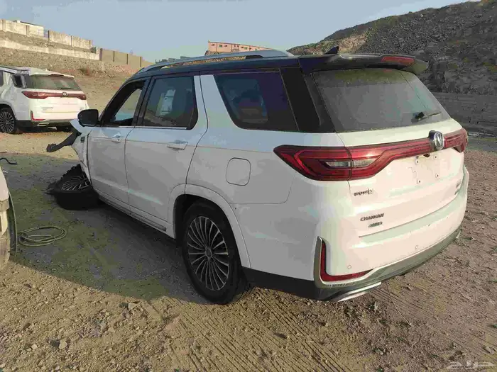 شانجان CS95 2023 تشليح المركبة الصينية جدة 0