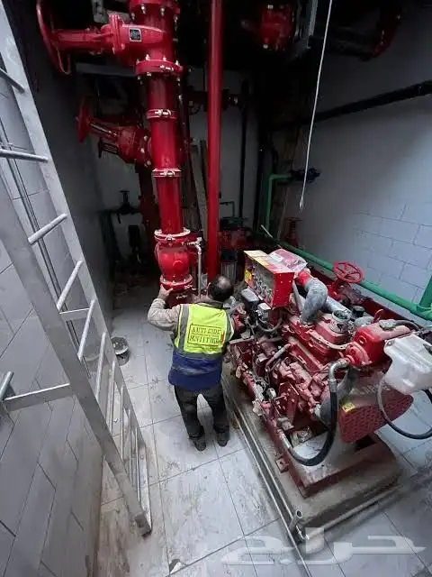 ادوات الأمن والسلامه و تركيب وصيانه المضخات 2