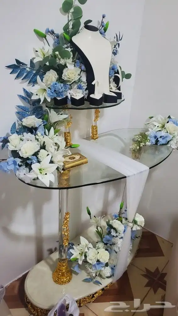 عربية شبكة منسقة زجاج ورخام دورين للبيع ب الف ريال 0