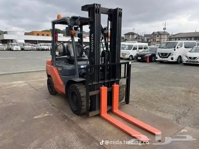 لتاجيراليومي والشهري جميع انواع الرافعات الشوكيه بكل احجامها 4