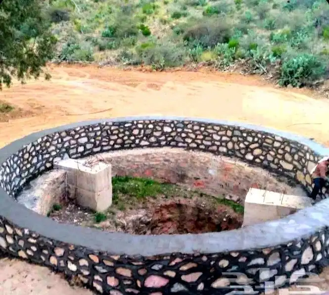 معلم حجر 2