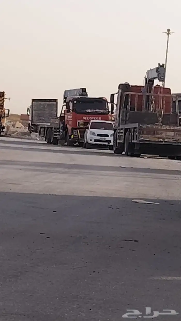 بوم تراك بجميع انواعها وكرينات بجميع انواعها ورافعات شوكية 8