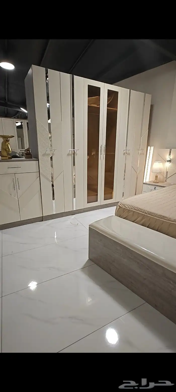 عرض اليوم الوطني غرف نوم عرسان مودرن فخمه تتكون من 9قطعه 10ق 6