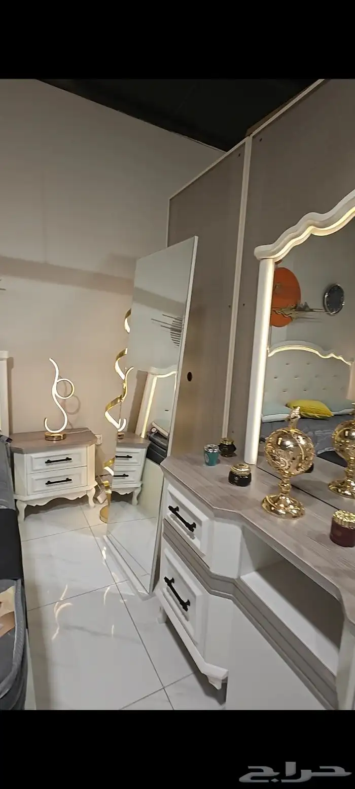 عرض اليوم الوطني غرف نوم عرسان مودرن فخمه تتكون من 9قطعه 10ق 11