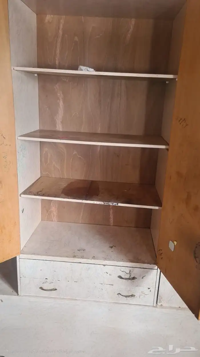 دولاب ملابس للبيع مستعمل 3