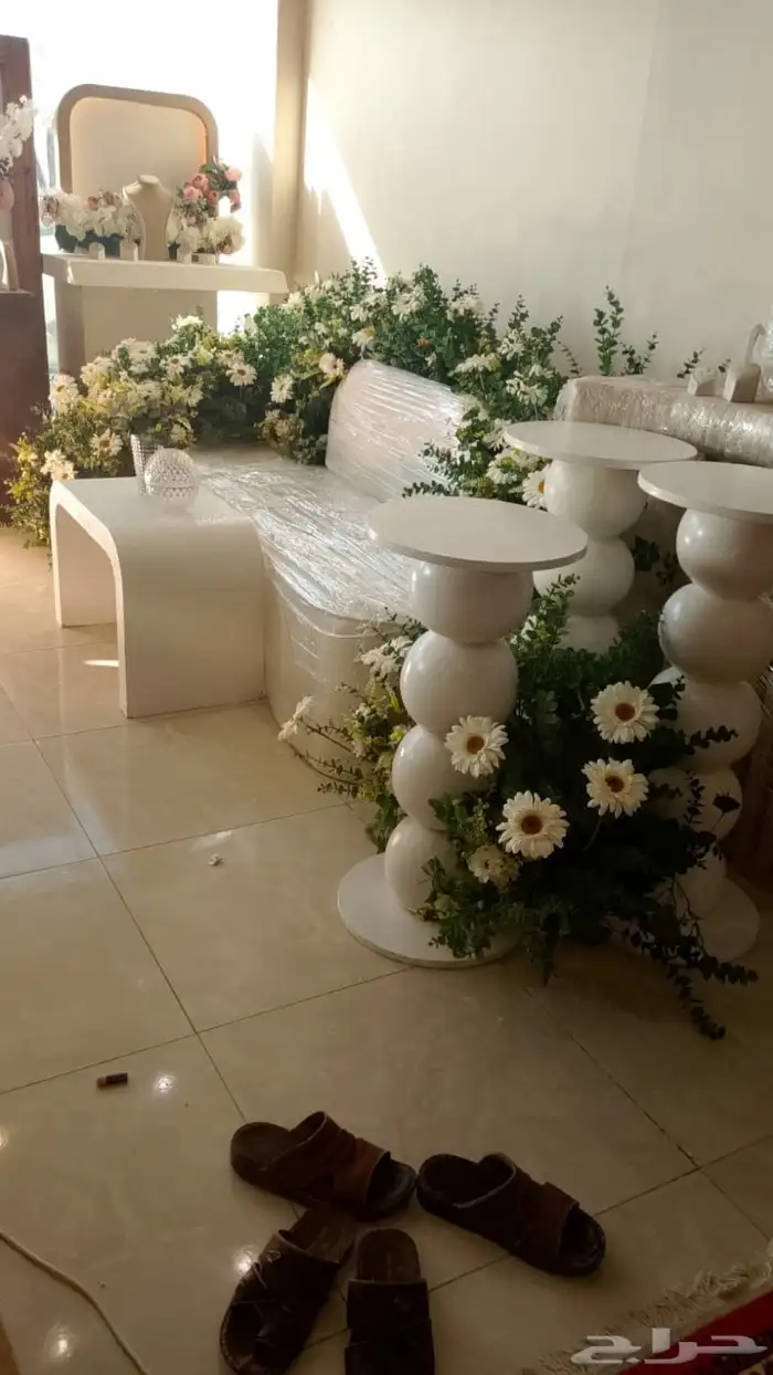 تاجير كوشات كراسي كنب طاولات 0
