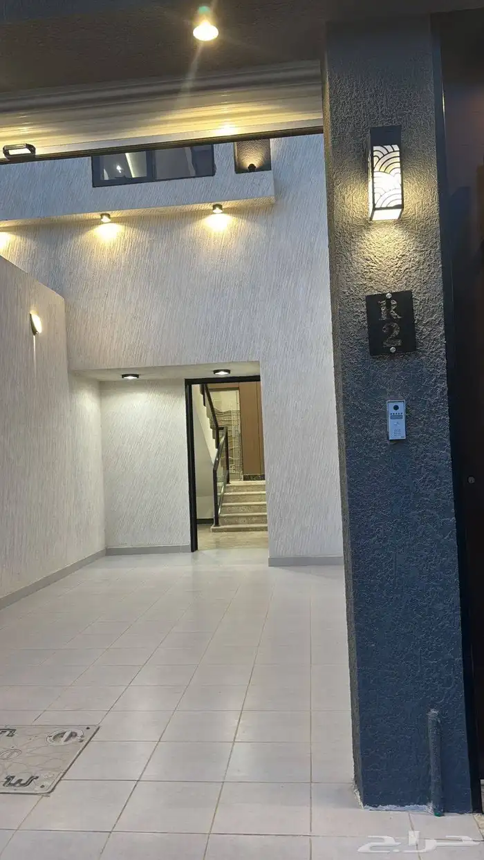 للبيع أرواف أرضية وعلوية بمدخل سياره 3