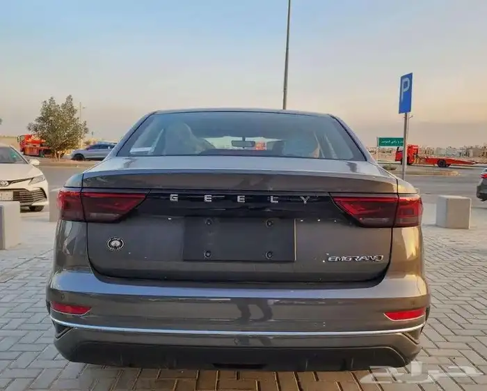 عروض اليوم الوطني اقل قسط شهري جيلي امجراند ستاندر 2025 3