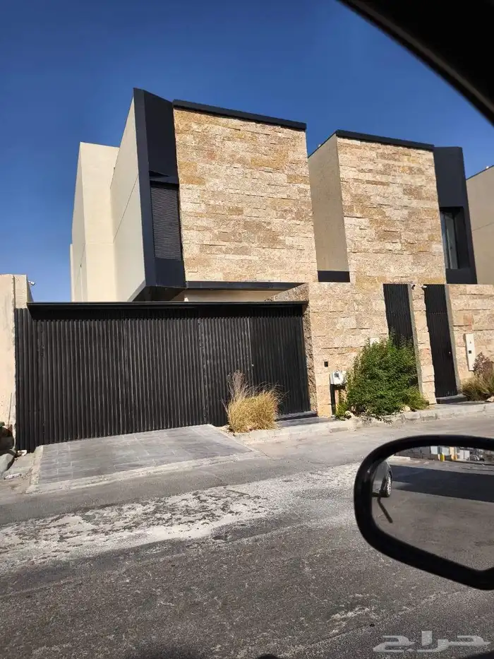 حجر وجه الجبل 1