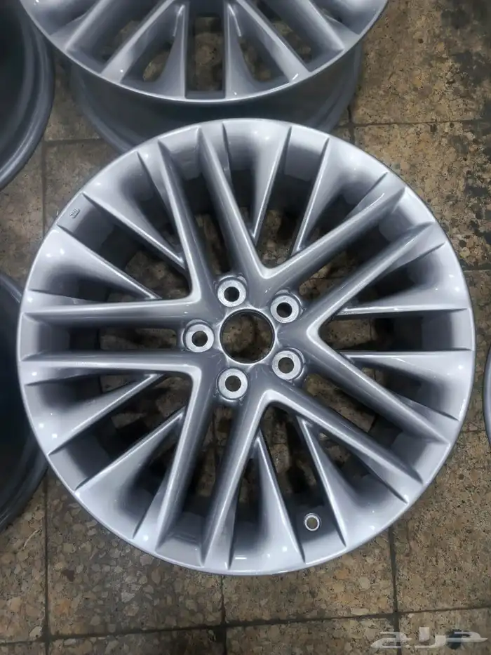 جنوط لكزس es350 مقاس 18 حق موديل 2018 امريكي 3