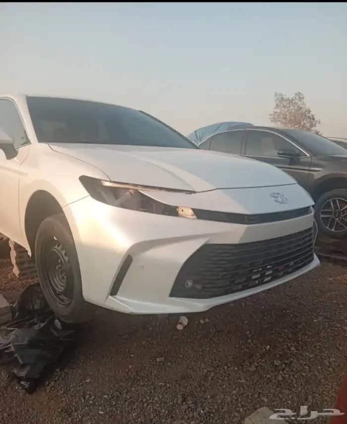 قطع غيار تشليح تيوتاء كامري 2025 3
