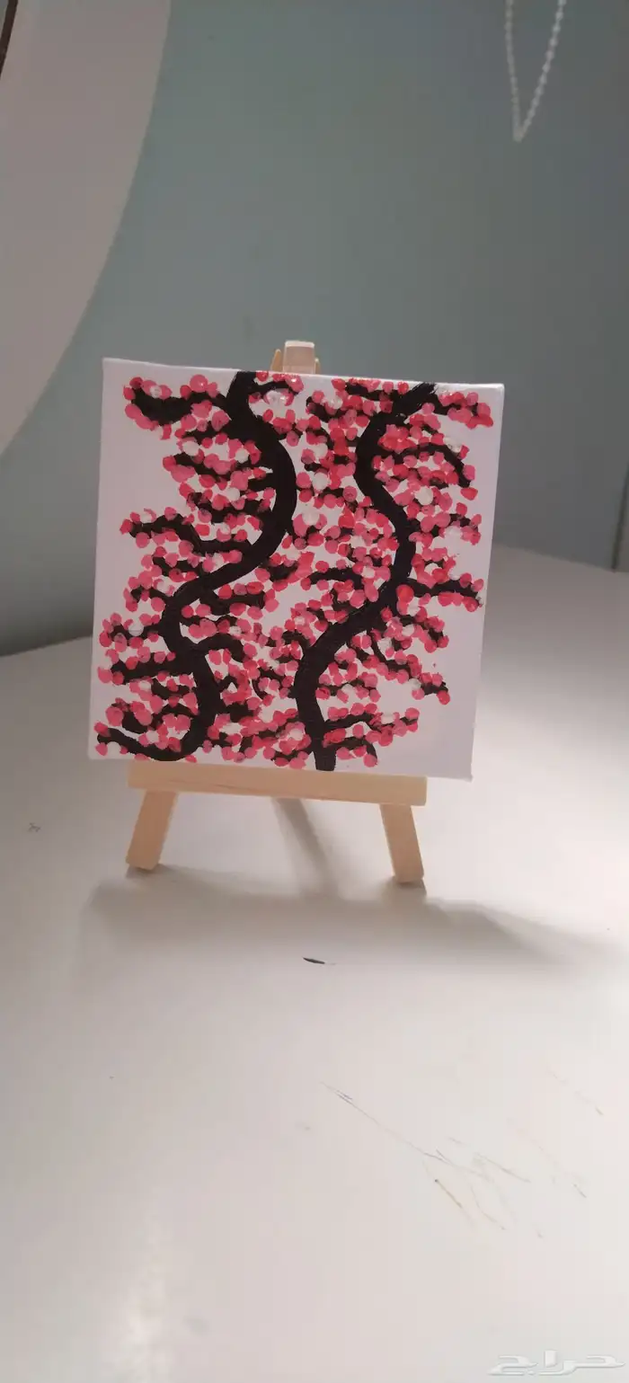 لوحه صغيره مرسوم عليها جذوع شجرة الكرز 2
