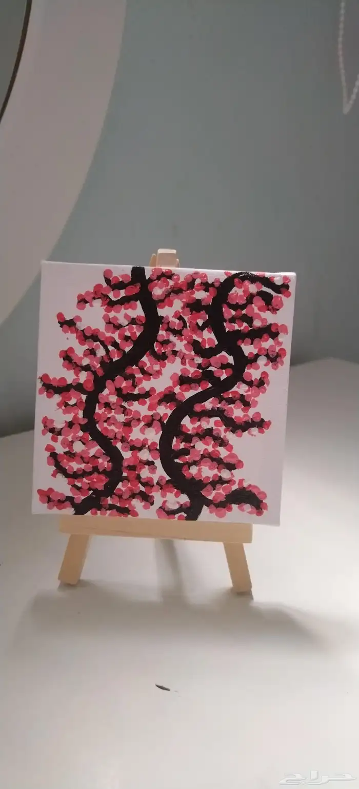 لوحه صغيره مرسوم عليها جذوع شجرة الكرز 0