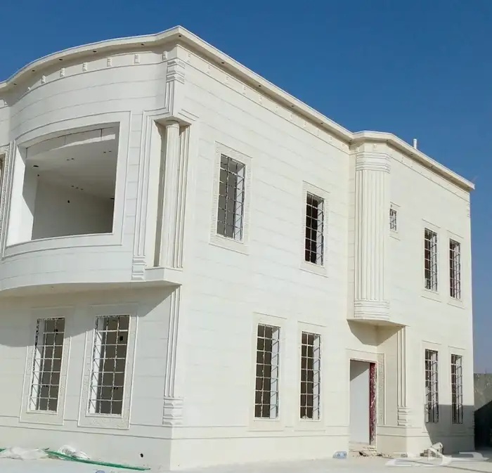 أعمال لياسه ملونه بديل الحجر وكسرالرخام الاسباني على الوجهات 2
