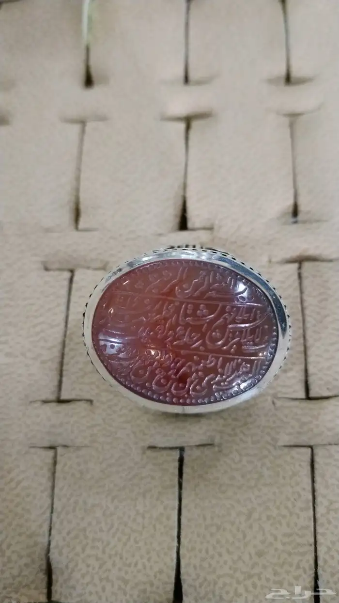 خات عقيق يماني زعفراني بطن احمر منقوش 0