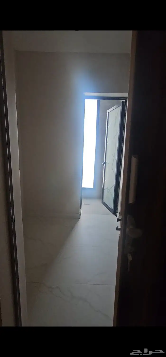 شقة سكنية روف للأيجار39ألف 19