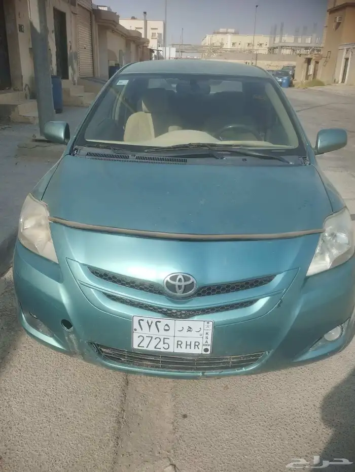 ياريس 2010 البيع 2