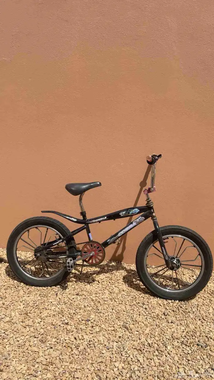 سيكل نضيف شبك جديد حشم 20 الون السود 0