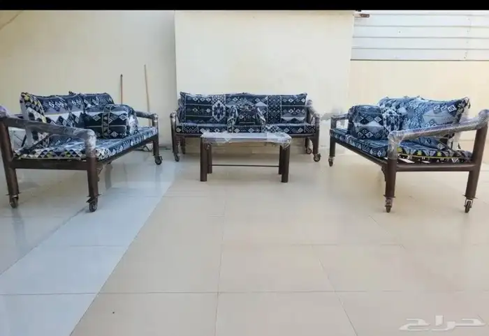 كراسي حديد جلسات خارجيه مراكيز كويتيه شعبيه 0