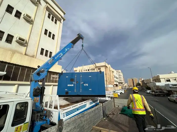 ونش رافعه 8 طن للأيجار تبوك 4