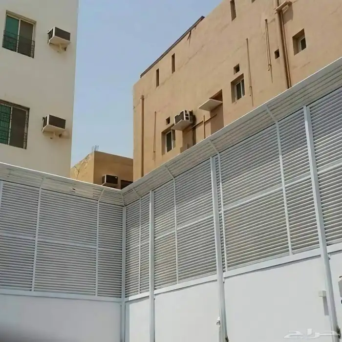 حداد الرياض مظلات وسواتر وجلسات لكسان 8