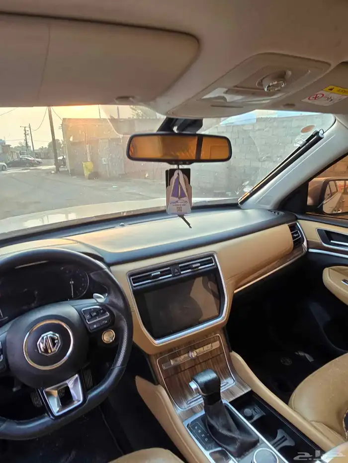 ام جي rx8 2020 فل كامل 1