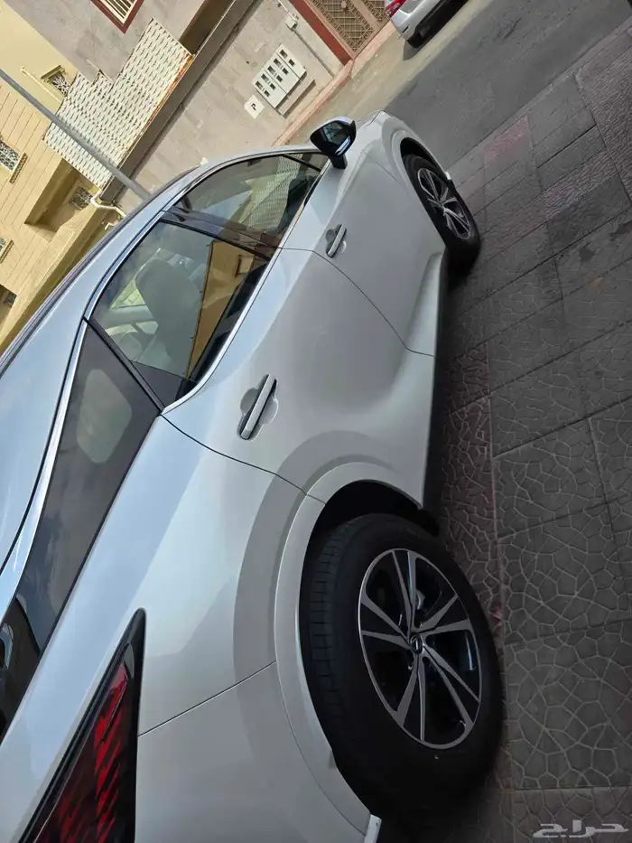 لكزس 2024 RX هايبرد 5