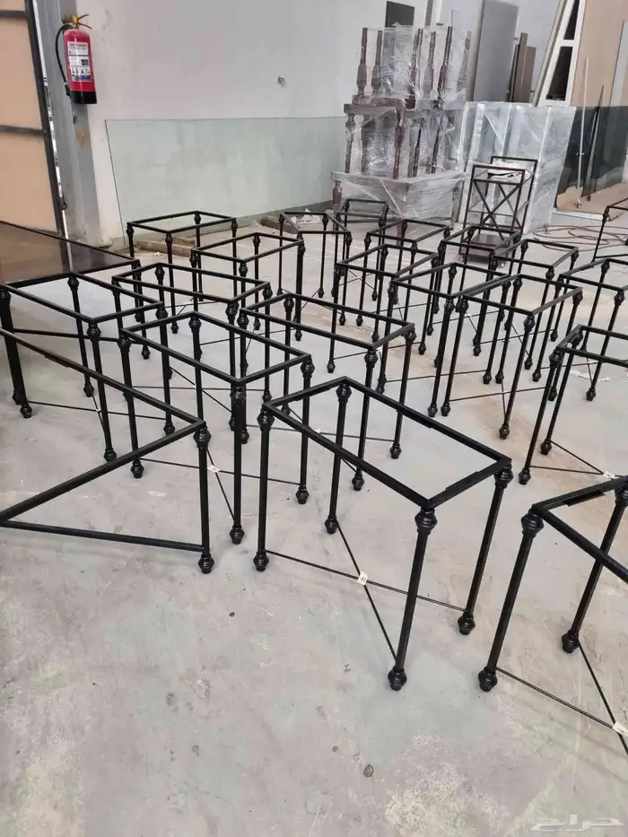 تفصيل جميع نوع طاولات حسب الطلب 7
