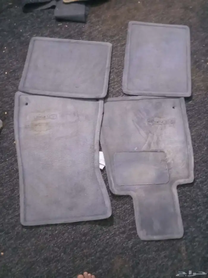 فرشات لكزس 400نظيفه جدا وكالة 1