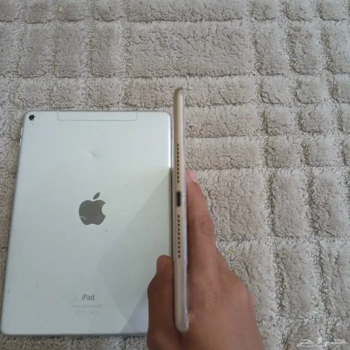للبيع ايبادين mini و pro 9