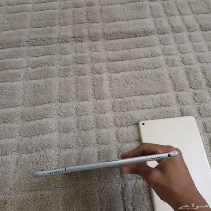 للبيع ايبادين mini و pro 4