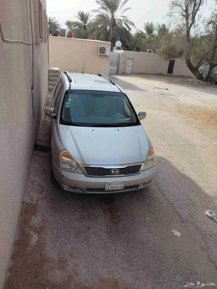 كيا كرنفال 2011 0