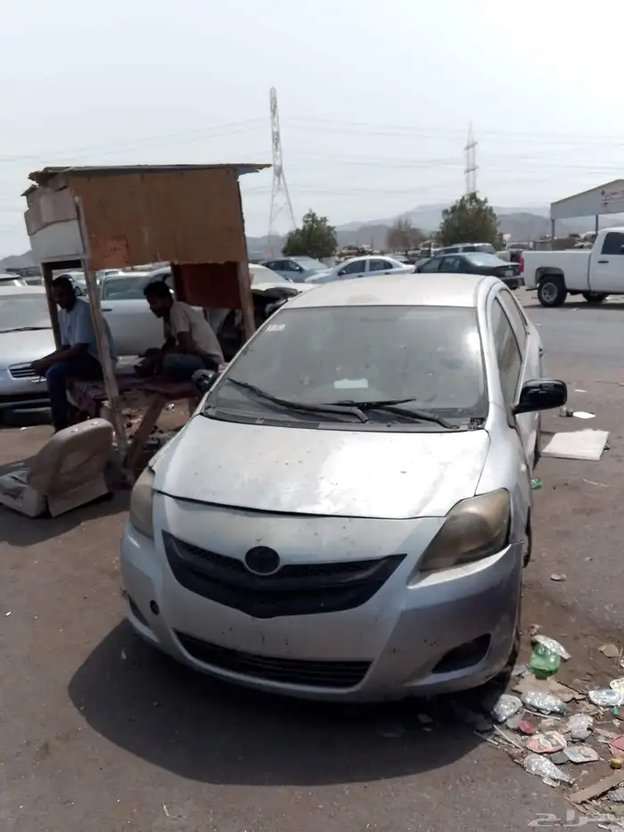 تويوتا يارس 2010 جير اوتوماتيك 2